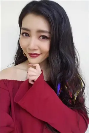 Nicole 她有着一双清澈的美目 尹诗沛