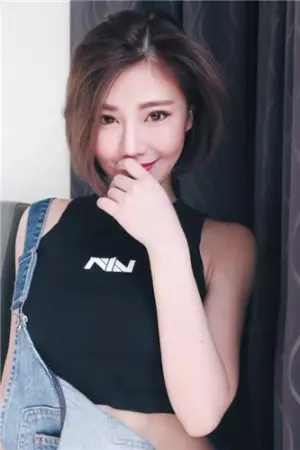 Fiona 一个微笑动作迷死不少男生 杨梓灵