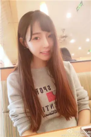 美少女微博私房照 段亚丹