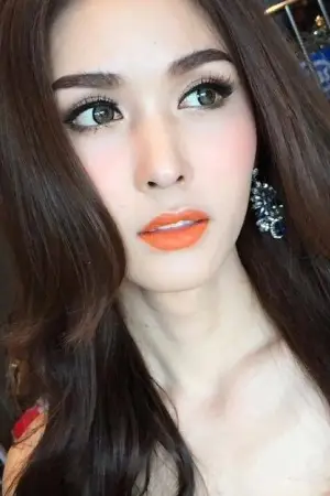 老挝变性美女海量自拍生活照 ปิยะดา+อินทะวง