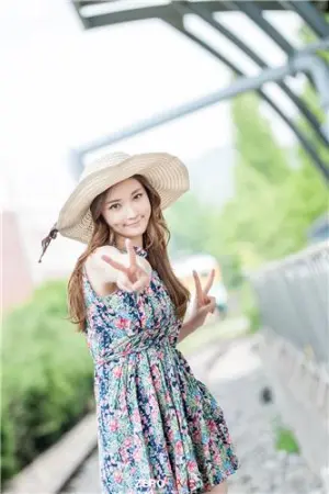 架景 韩国美女家居与外拍养眼写真 문가경