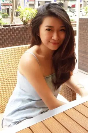 印尼正妹甜美笑容给你满满正能量 Cindycendana