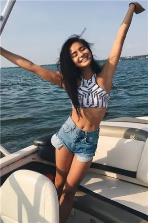 超美俄罗斯混血女孩 Diana Korkunova