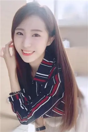 清新甜美笑容甜到快要蛀牙了 涂雅君