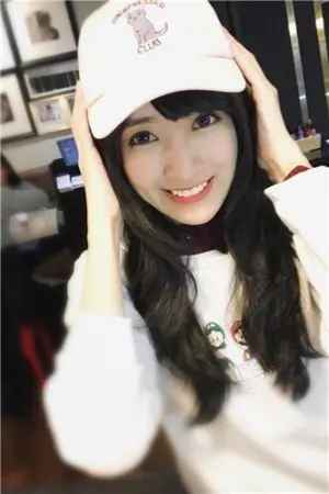 台湾电竞女神私房照 小熊Yuniko