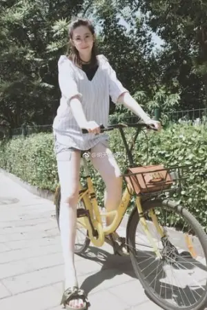 最美中国女排国手微博自曝已离婚:姐姐单身了! 薛明