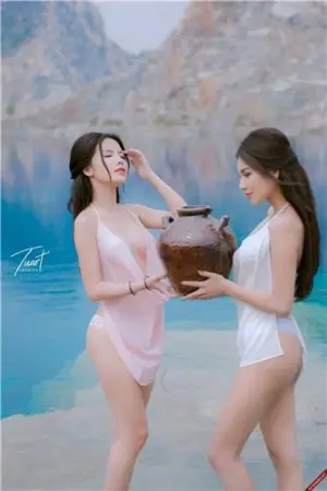 越南乡村性感姐妹花 湖光春色救溺水少年 上篇 Nguyễn Quỳnh,Thu&yacute; Nga Phạm