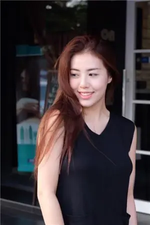 大马正妹黄薇倪 气质长腿倍迷人 Miss Any