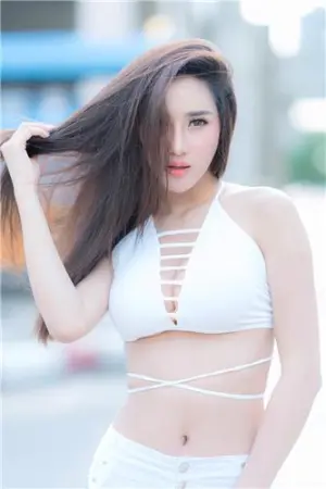 泰国车模Aomamp Narak 身材曲线太犯规 ณัฐกนก สิทธิรัตน์