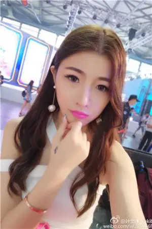 2017chinajoy盛大展台showgirl 叶文婷