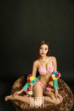 [GIRLT]果团网 2017.08.13 No.051 温柔少女 果团网模特