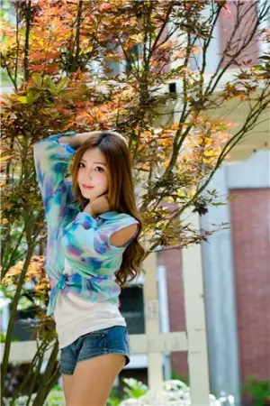 赵芸 成熟女人户外写真系列四 赵芸Syuan