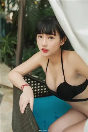 知名游戏博主 微博私房写真美图 彭爱玲