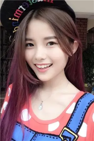 大马最甜Youtuber 超强微笑秒杀宅男 Lizz Chloe彤彤