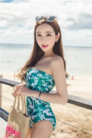李妍静 2017年MayBeach比基尼系列三 이연정