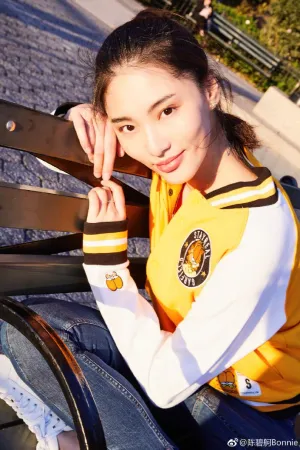 微博最新走秀写真生活自拍 陈碧舸