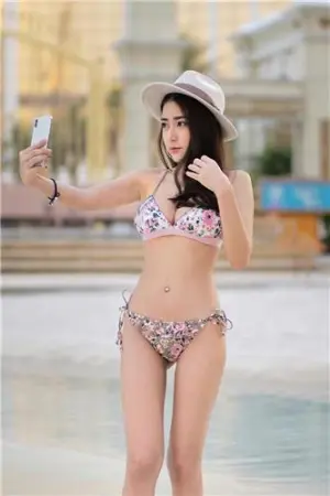 比基尼温暖你我的空虚冬天 Bowlki Phasinee