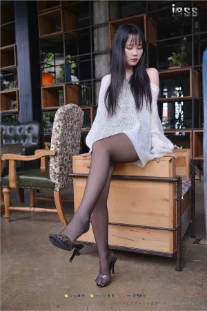 [IESS异思趣向]丝足便当 2018.02.25 No.204 长大的女孩要穿黑丝 琪琪