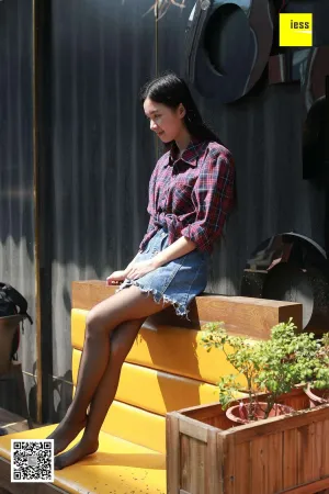 [IESS异思趣向]丝享家 2018.04.04 No.204 酒窝美女的黑丝 木木