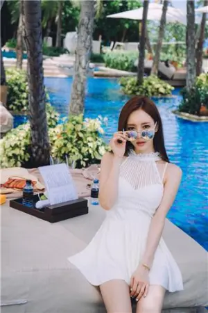 孙允珠 2017年布吉岛外拍之长裙系列六 손윤주