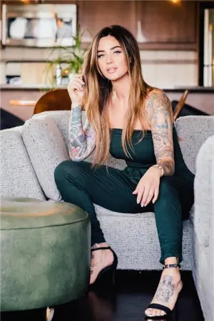 「刺青妹」狂野性感力大爆发 Jessica Wilde