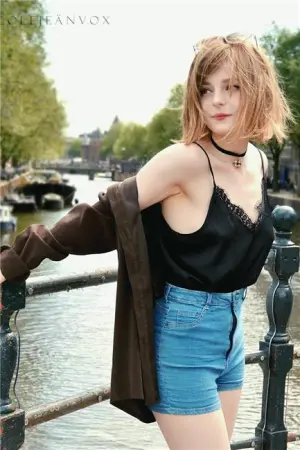 神正！「精灵系女孩」空灵气质太梦幻 Ella Freya