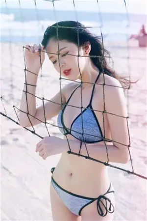 超可爱越南歌手 Liz Kim cương