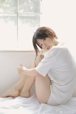 深圳约拍超话日系写真白色短袖居家清新写真 悠然Hime酱