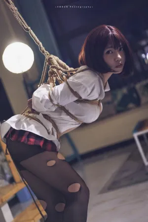 [WeiboGirl]微博红人 吊挂式后辈 啊日日_Ganlory