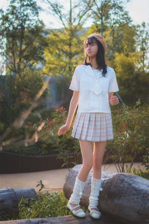 [WeiboGirl]微博红人 2020.12.08 白云森林短袖无外套 西瓜少女