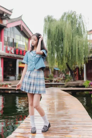 [WeiboGirl]微博红人 2020.12.18 丽江写真JK户外 西瓜少女