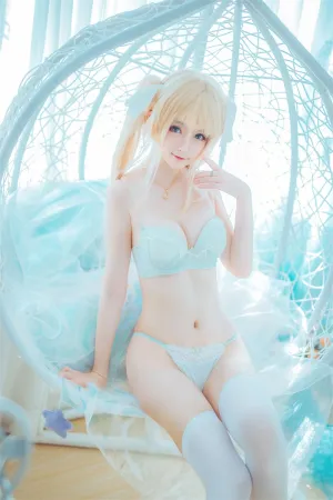 [WeiboGirl]微博红人 2020.11.28 路人女主 yui金鱼