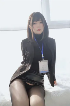 [WeiboGirl]微博红人 2020.02.02 职场新人 白银81