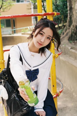 [WeiboGirl]微博红人 2020.02.03 单马尾制服 黑川