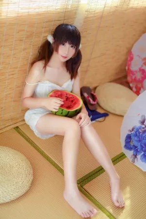 [WeiboGirl]微博红人 2019.12.20 夏日私服 九曲Jean