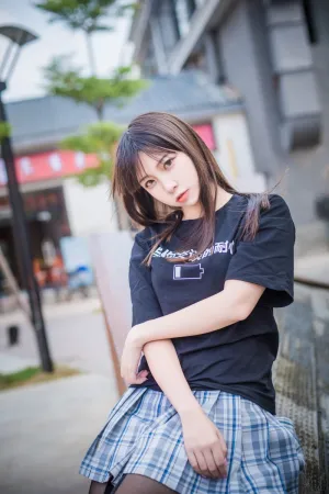 [WeiboGirl]微博红人 2020.07.23 日常1 二佐Nisa