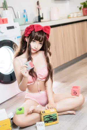 [WeiboGirl]微博红人 2020.08.05 粉红内衣 蠢沫沫