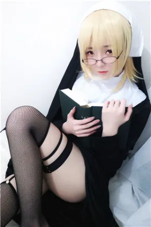 [WeiboGirl]微博红人 2020.08.04 黑修女 一小央泽