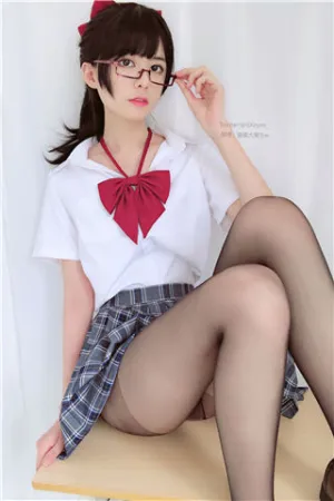 [WeiboGirl]微博红人 2020.06.02 蝴蝶结黑丝 裸足 兽耳 眼酱大魔王w