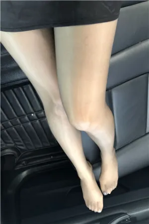 [WeiboGirl]微博红人 2021.01.03 丝袜集 抖娘-利世