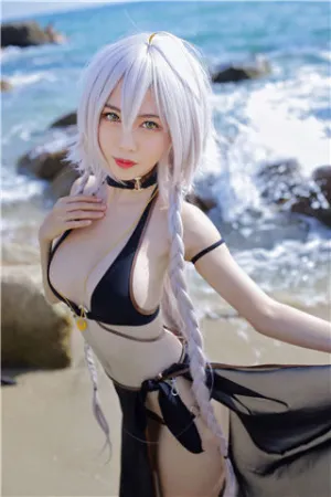 [WeiboGirl]微博红人 2021.02.16 黑贞德泳装 抖娘-利世