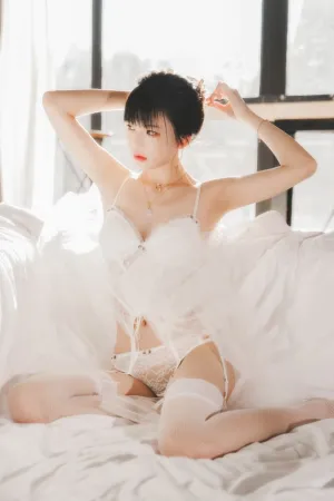 [WeiboGirl]微博红人 2021.03.09 白纱糖02 桜桃喵