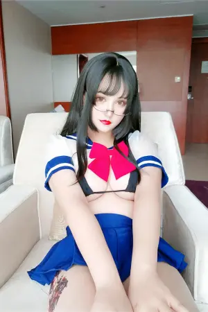 [WeiboGirl]微博红人 2021.08.18 透明JK 夏鸽鸽不想起床