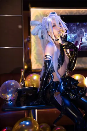 [WeiboGirl]微博红人 香槟怪盗 G44不会受伤