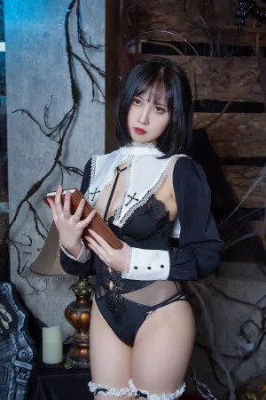 [WeiboGirl]微博红人 修女 念雪ww