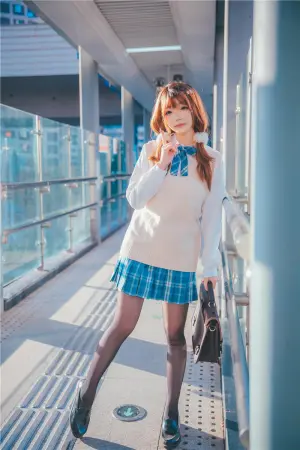 [WeiboGirl]微博红人 JK夕阳 雪晴Astra