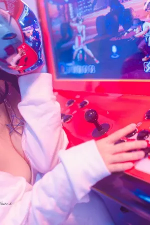 [WeiboGirl]微博红人 骑行少女 柒柒要乖哦