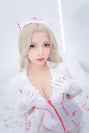 [WeiboGirl]微博红人 白丝护士 神楽坂真冬