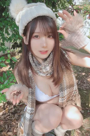 [WeiboGirl]微博红人 冬日性感女仆福利满满樱花妹美图 けんけん