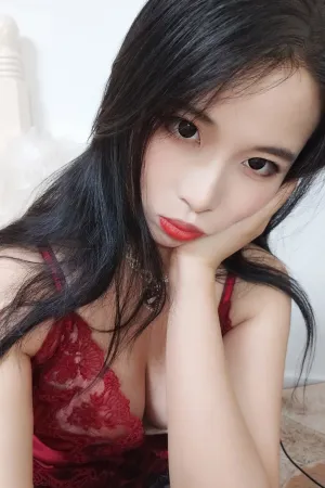 [WeiboGirl]微博红人 酒红色睡衣 轩萧学姐